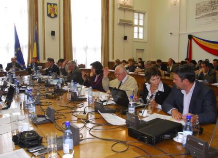 PNL Oradea şi-a stabilit candidaţii la Consiliul Local. PSD-iştii, luna viitoare